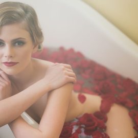 SLR Lounge – Fine Art Boudoir